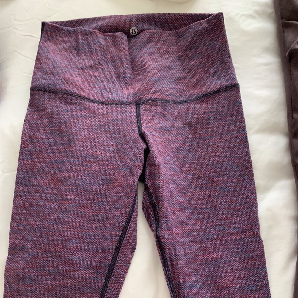 LuluLemon Wunder Under Crop
